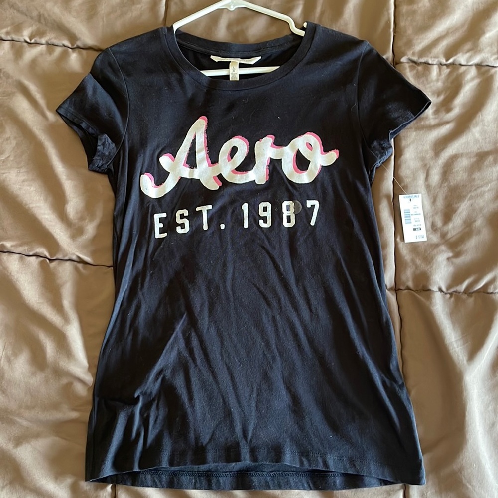 Aeropostale T-shirt L